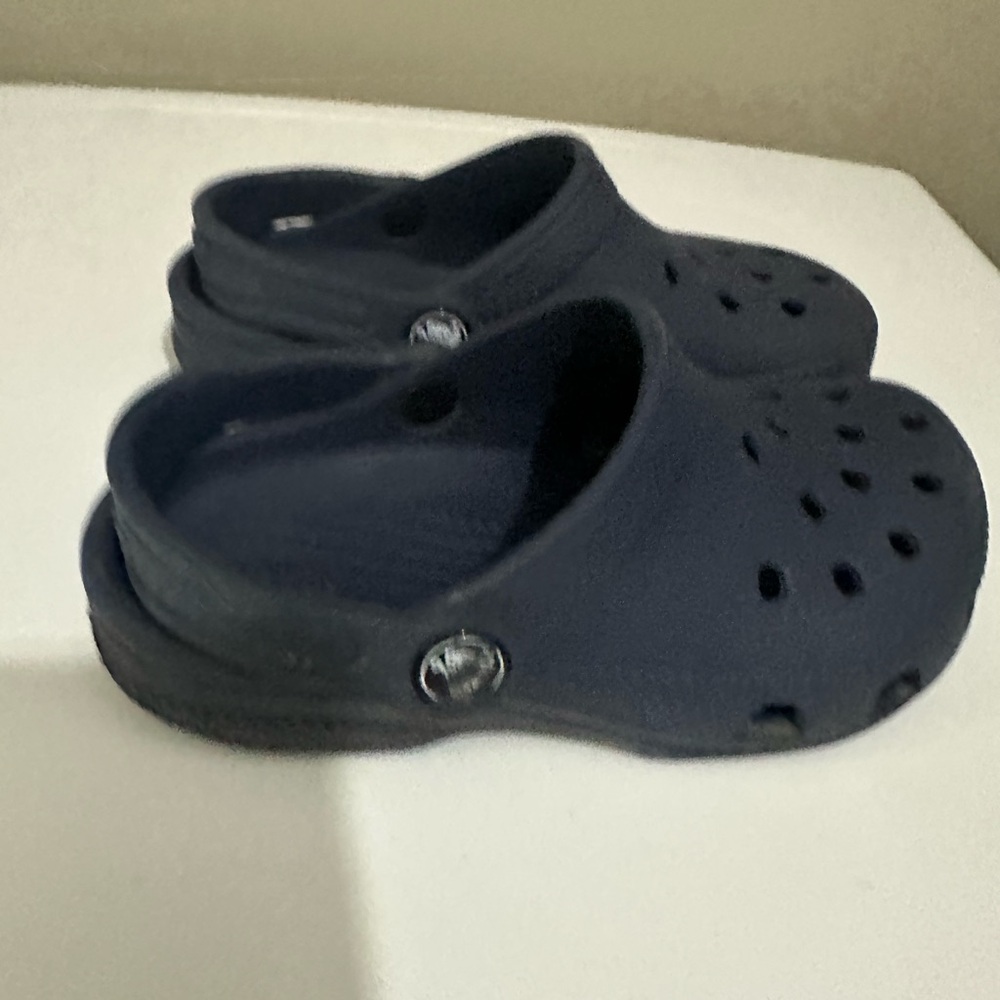 Crocs Boys Size 11 Little kid